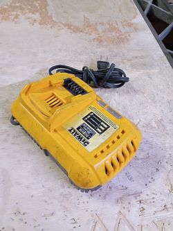 DeWalt Charger 20v