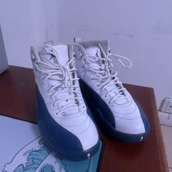 Jordan Retro 12 “French Blues”