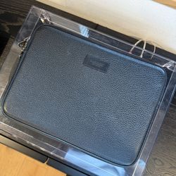 KILLSPENCER 13-inch Leather Zipper MacBook Case – Excellent Condition