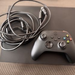 Xbox One X 1TB