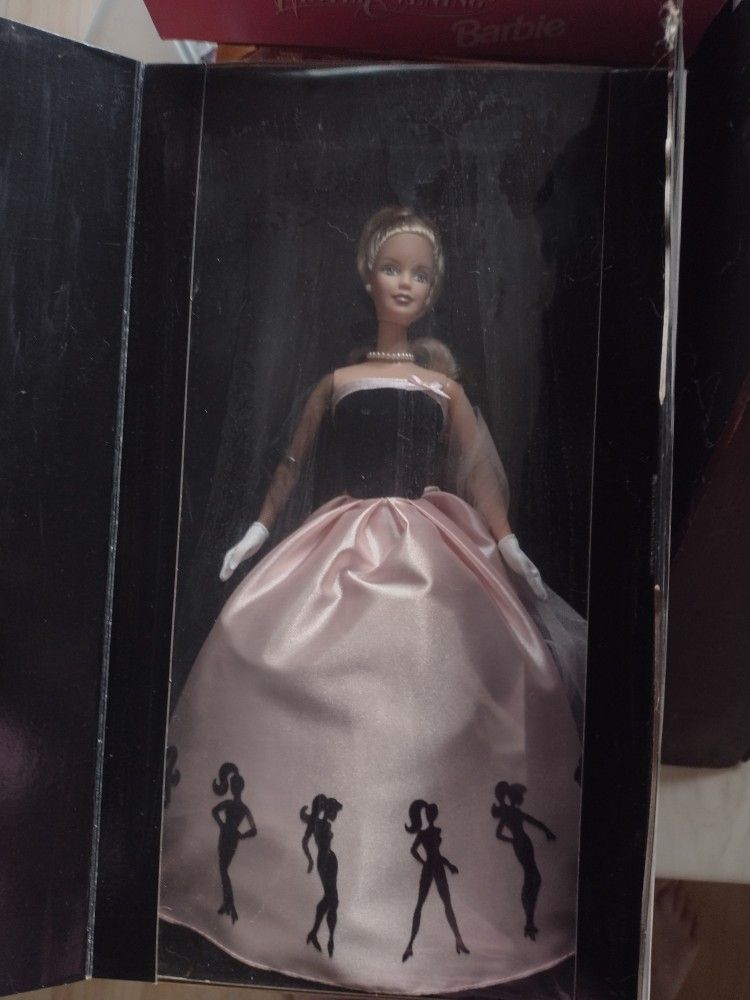2000 Avon Timeless Silhouette Collector Barbie