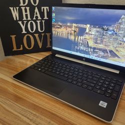 Loaded Touchscreen Hp Laptop 1TB ssd**Win11 ***and More
