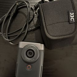 Canon Power shot V10