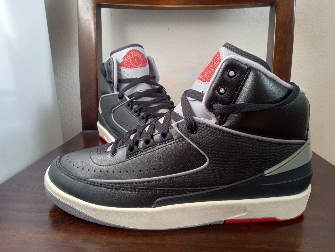 New Size 9 Mens $120