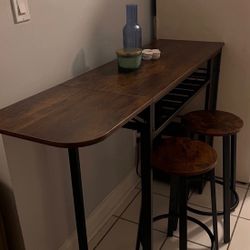 Brown Bar Table With Stools