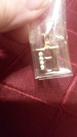 H Gold Filled Fancy PENDANT With Brilliant Stones