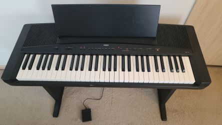 Yamaha 5-Octave Digital Piano Keyboard with Stand and Pedal