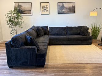 Ashley furniture 3-pc Abberson sectional couch delivery available