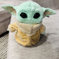 Grogu (Mandalorian) Plushie - Brand New With Tags