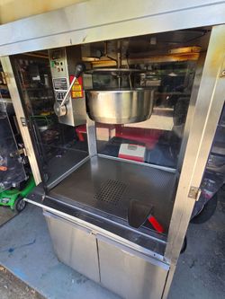 Commercial Popcorn Machine with Cabinet Base