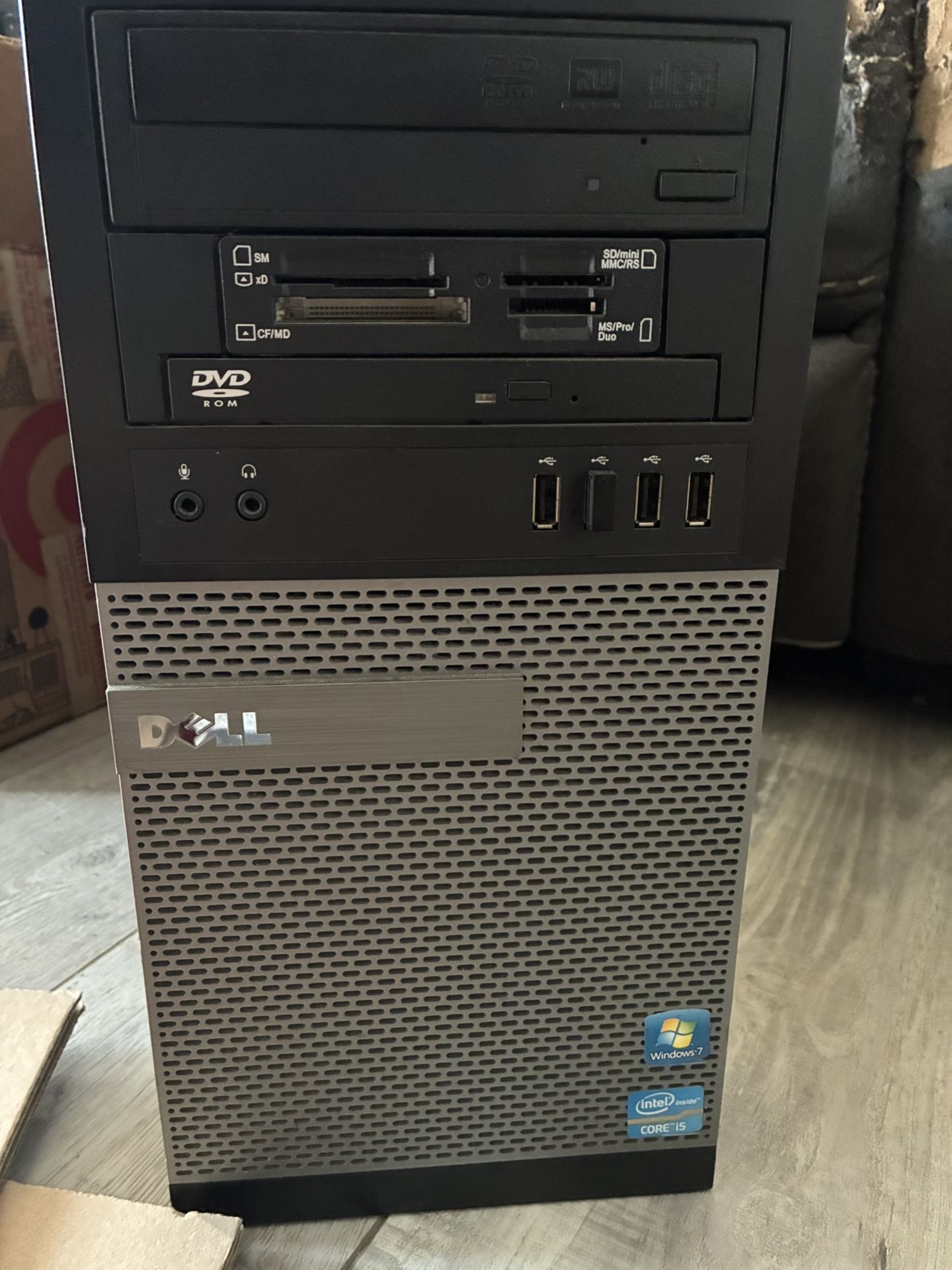 💻 Ready-to-Use Desktop PC – Fast SSD – Great for Home/School – $150