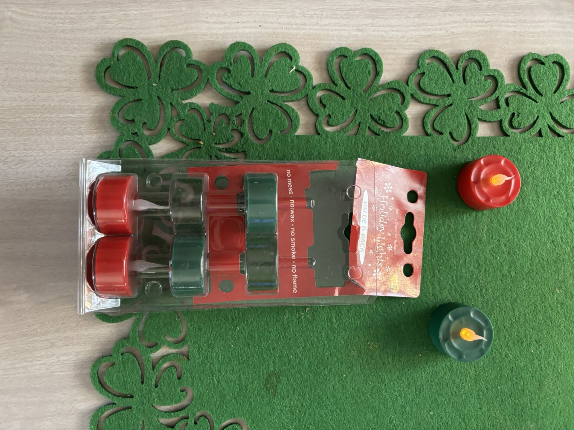 Battery Operated Tea Light Candles (6)