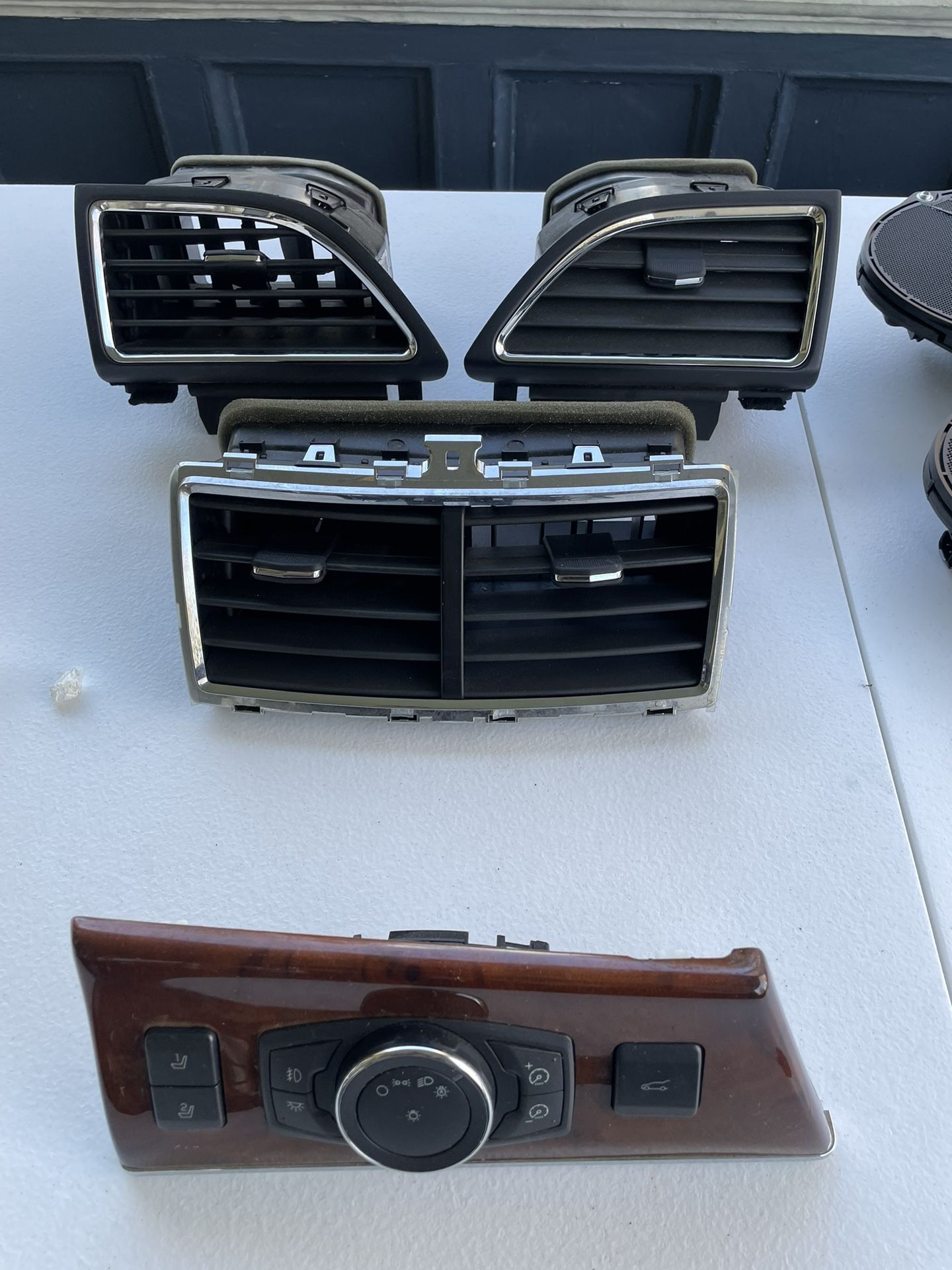 Lincoln MKX 2011 Parts