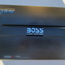 BOSS 5000 WATTS AMP