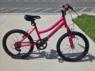 Like New 20" Girls Mountain Bike