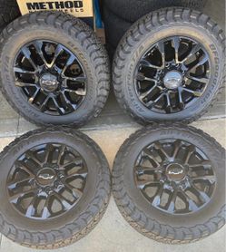 Chevy Silverado 2500/3500 Factory Wheels Tires
