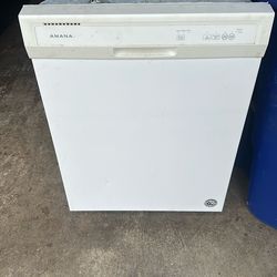 Amana Dishwasher Free – Works Great super (Pickup Only)