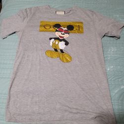 Gucci Mickey Mouse Shirt. Xl. $150 Pickup In Oakdale 