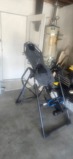 Inversion table