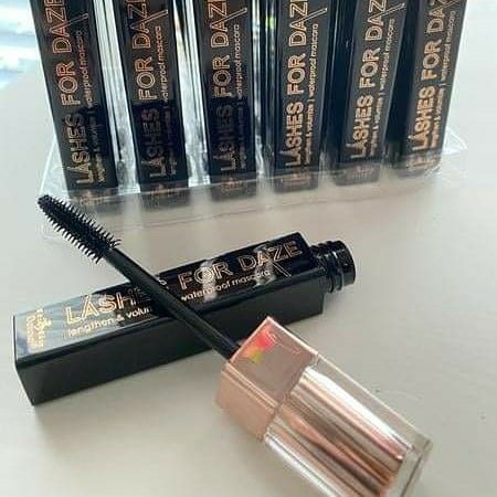 Mascara 3 × $12