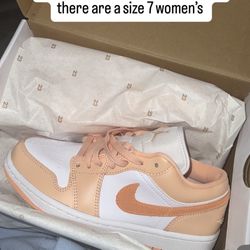 Peach Orange Nike Shoes Women Size 7