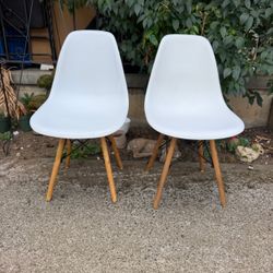 Pair of Eames Style White Shell Chairs