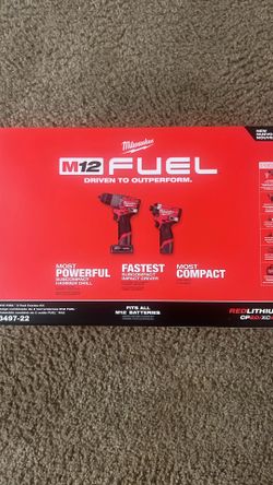 Milwaukee m12 drill set