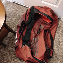 ECKO UNLTD STEAM 36” LARGE ROLLING DUFFEL BAG, Red/Black Raw&Uncut Luggage