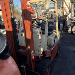 ISED FORKLIFT FOR SALE! WARRANTY