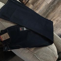 Brand New 725 High Rise Bootcut Levi’s 