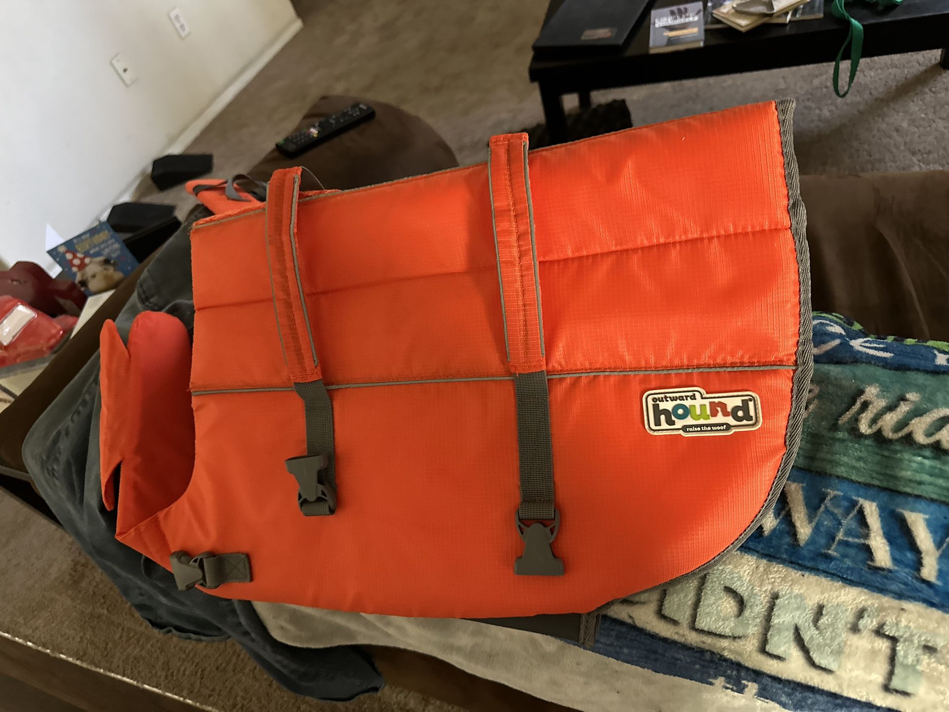 Outward hound XL