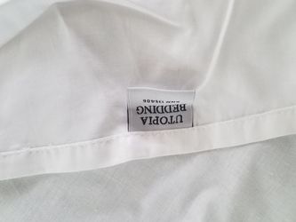 Full size bed skirt