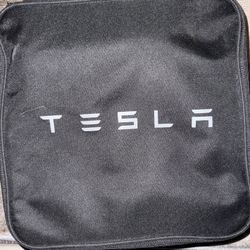 Tesla Charger 
