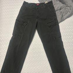 Levi Cargo Pants