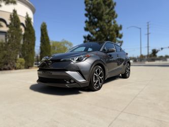 2018 Toyota CHR XLE - 56K Miles - 1 Owner Clean Carfax - Free Warranty!!!