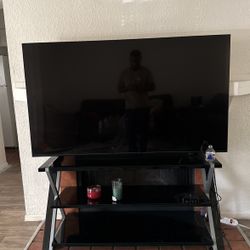 Tv, Dining, Bed, Couch..