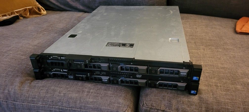 2x PowerEdge R410 Servers