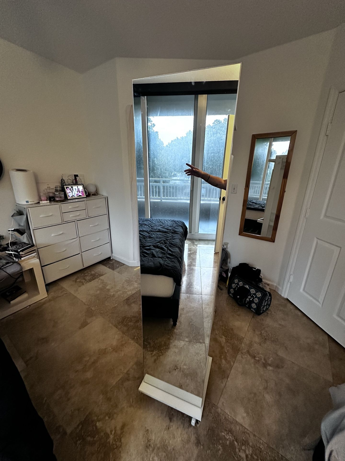 Jewelry Storage, Hanger, Shelving And Mirror (on Wheels)