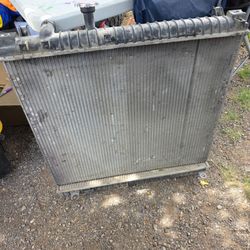 Radiator Nissan titan