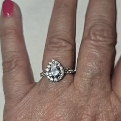 Pear Shaped Mossinate Ring