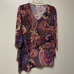 Women’s SUSAN GRAVER polyester, spandex, V-neck, 3/4 sleeve pullover, paisley floral multicolor top…XS