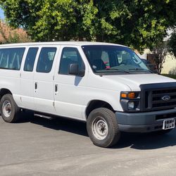 2008 Ford E-350