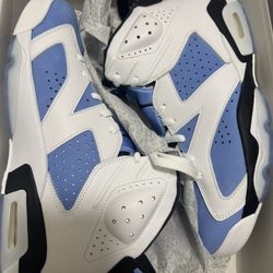 DS NEW JORDAN 6 UNC SIZE 13