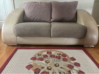 Couch/sofa/loveseat