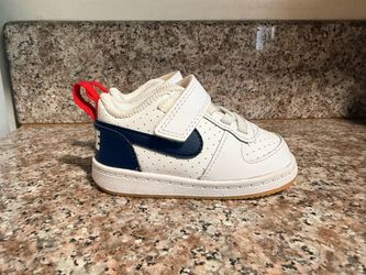 baby nikes