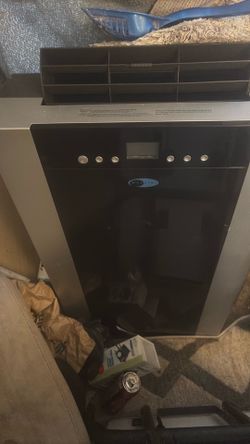 Whynter Air conditioner / heater/ air humidifier