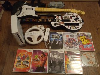 Nintendo Wii Guitar Hero Rock Band Set guitars microphone games