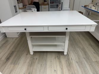 Bar height table