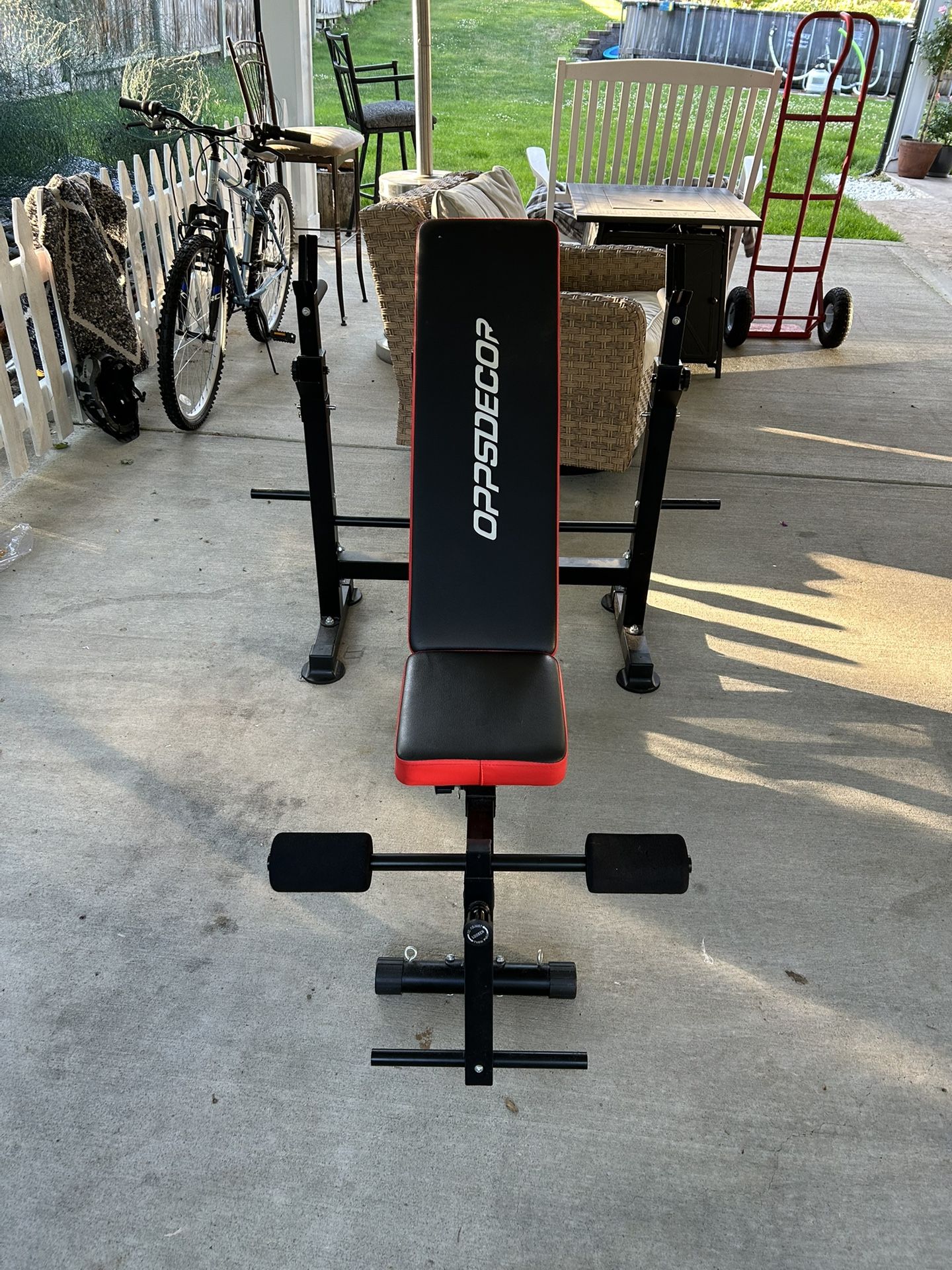 Adjustable Weight Bench