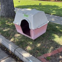 Large Dog House Free / Curb Alert 